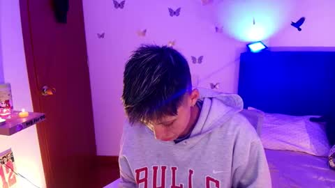 Fernanda online show from November 2025 07:20:02 AM