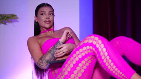 Snapshot of natydesiree chatting on December 2024 10:36:02 PM Naty online show from December 2024 10:36:02 PM