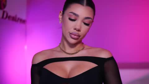 Snapshot of natydesiree chatting on March 2025 05:18:02 AM Naty online show from March 2025 05:18:02 AM