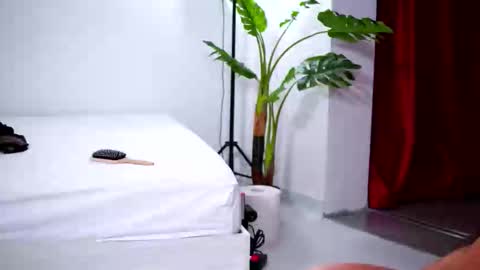 Snapshot of natydesiree chatting on October 2025 09:43:01 AM Naty online show from October 2025 09:43:01 AM