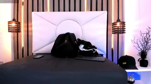 natzuki_ online show from January 2026 11:03:02 AM