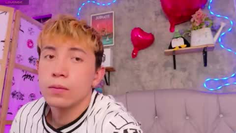 Christopher  Chris online show from February 2026 01:29:02 PM