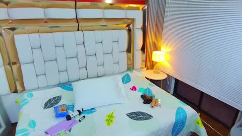 SASHA  online show from January 2025 03:00:02 AM