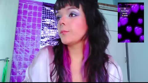 Em  please help me reach 100 thumbs up 3 online show from March 2025 06:11:01 PM