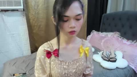 emma online show from November 2025 04:49:01 PM