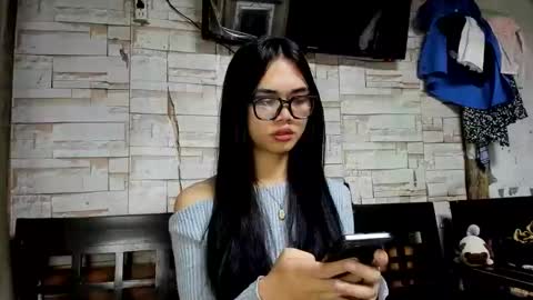 emma online show from March 2026 07:11:01 PM