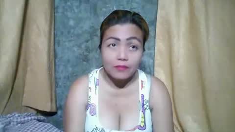 Snapshot of naughty_jenn chatting on February 2026 04:10:02 PM Jenn online show from February 2026 04:10:02 PM