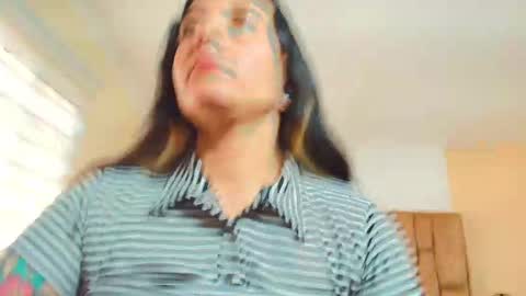 Kitten online show from December 2025 03:54:01 PM