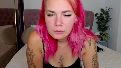 Snapshot of naughty_kittyy1 chatting on October 2025 12:39:02 AM Maria  online show from October 2025 12:39:02 AM