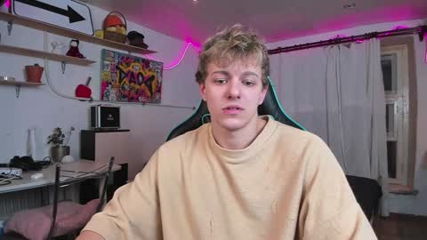 Snapshot of naughty_nik43 chatting on January 2025 03:50:01 PM Nik online show from January 2025 03:50:01 PM