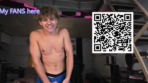 Snapshot of naughty_nik43 chatting on October 2025 10:35:02 AM Nik online show from October 2025 10:35:02 AM