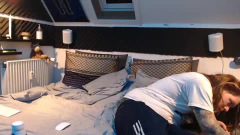 Freyja and Baldur online show from February 2025 09:54:01 PM