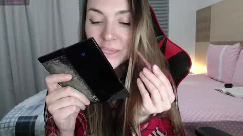 Ann online show from November 2025 01:50:02 AM