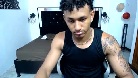 Snapshot of naughty_sebas_ chatting on January 2025 07:04:02 PM SEBAS online show from January 2025 07:04:02 PM