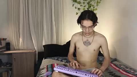 naughty_thompson1 online show from February 2026 02:21:01 AM