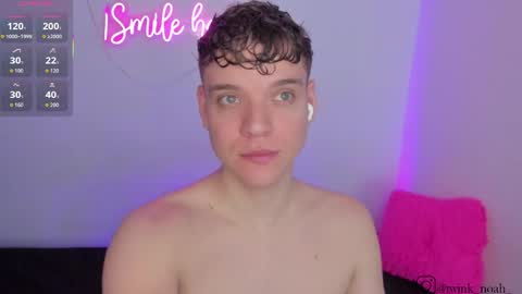 Snapshot of naughty_twink_ chatting on May 2026 04:15:01 PM Noah online show from May 2026 04:15:01 PM