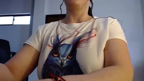 Snapshot of naughty_woman4u chatting on September 2025 05:46:02 PM Lilith online show from September 2025 05:46:02 PM