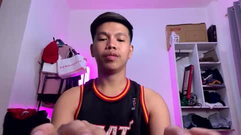 Snapshot of naughtybutsexy69 chatting on October 2025 04:50:01 PM Arch online show from October 2025 04:50:01 PM