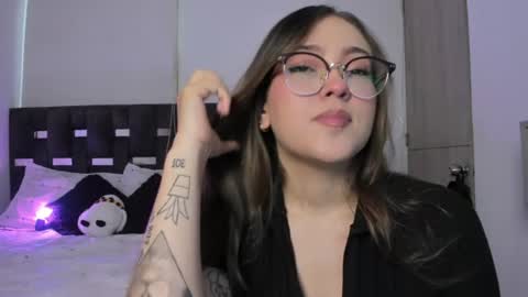 Snapshot of naughtycurvybbx chatting on July 2026 01:06:01 PM LANAindependent model online show from July 2026 01:06:01 PM