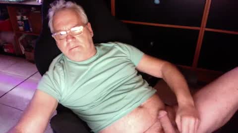 Snapshot of naughtydaddyla chatting on December 2024 02:57:02 AM naughtydaddyla online show from December 2024 02:57:02 AM