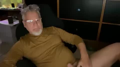 Snapshot of naughtydaddyla chatting on October 2025 02:45:02 AM naughtydaddyla online show from October 2025 02:45:02 AM