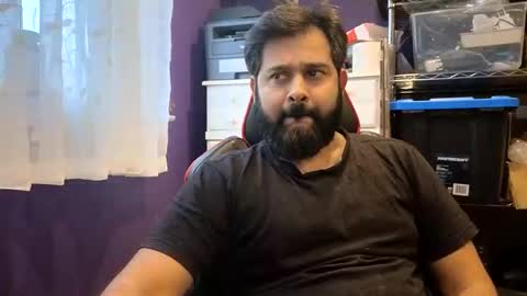 sakhtlaundaz online show from December 2025 08:57:02 PM