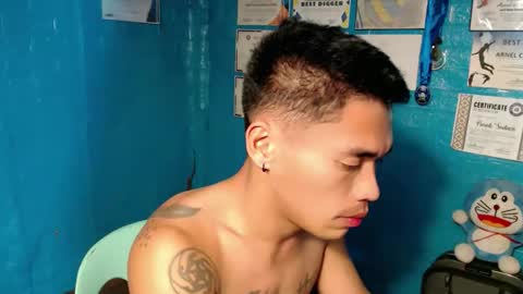 naughtyfuck_boy online show from October 2025 01:47:02 PM