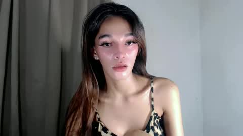 Snapshot of naughtygirlintown chatting on May 2026 12:34:02 PM Mariella online show from May 2026 12:34:02 PM