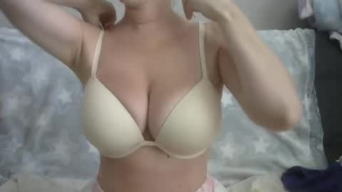 Snapshot of naughtykitten94 chatting on June 2026 09:09:01 AM Chris online show from June 2026 09:09:01 AM