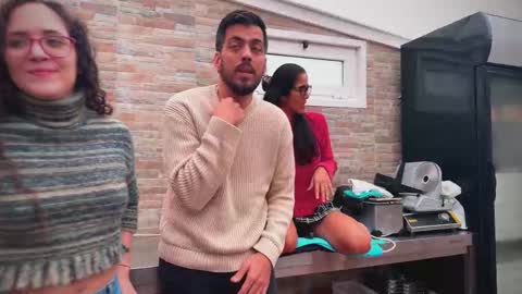 ANDREA STEPH  MIKE online show from December 2025 10:46:02 AM