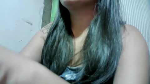 naughtymom_33 online show from February 2026 11:01:01 PM