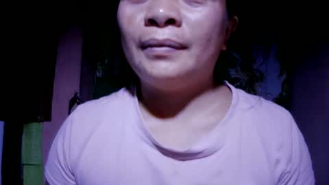Snapshot of naughtymom_33 chatting on June 2026 09:20:02 PM naughtymom_33 online show from June 2026 09:20:02 PM