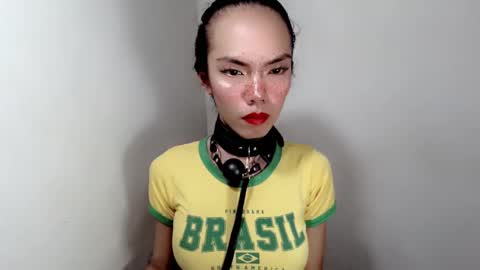 naughtypetiteangel online show from November 2025 07:40:01 AM