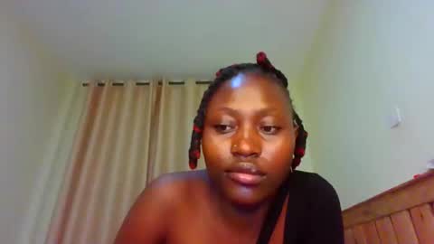 naughtyqueen12 online show from October 2025 08:18:02 AM