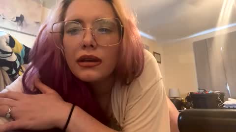 naughtyred23 online show from February 2026 09:13:01 PM
