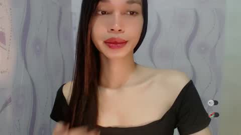 Celine online show from December 2025 09:43:02 PM