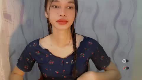 Celine online show from April 2026 12:44:01 AM