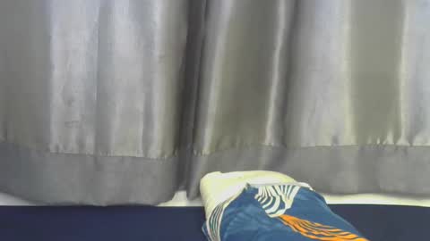Snapshot of naughtyy4u chatting on May 2026 07:37:01 AM naughtyy4u online show from May 2026 07:37:01 AM
