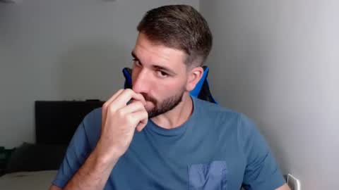 Snapshot of naugthy18boy chatting on December 2024 06:35:02 PM Nico online show from December 2024 06:35:02 PM