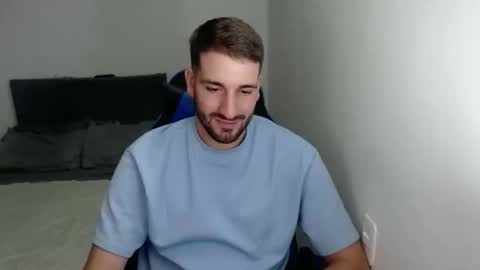 Snapshot of naugthy18boy chatting on February 2025 07:29:01 PM Nico online show from February 2025 07:29:01 PM