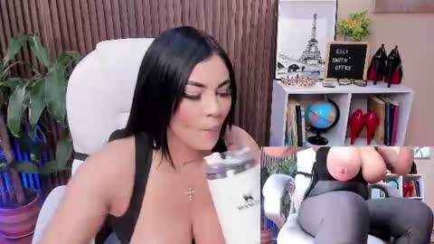 Snapshot of naugthyelli chatting on July 2026 05:38:02 PM online show from July 2026 05:38:02 PM