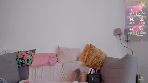 Nautica online show from September 2025 01:49:01 PM