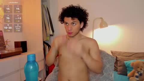 Natan online show from November 2025 07:24:02 PM