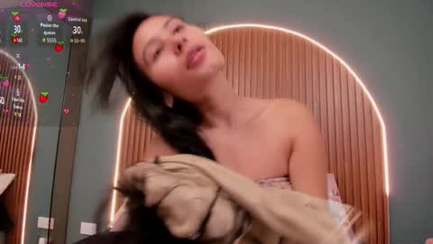 Naye  online show from October 2025 04:14:01 AM