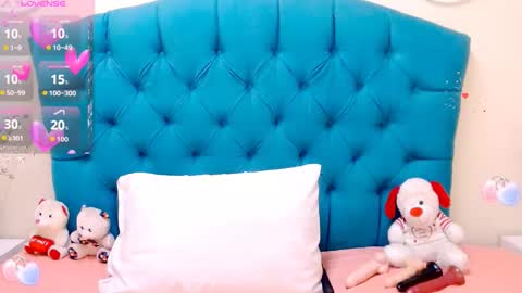 Lady Nayla online show from October 2025 03:13:01 PM