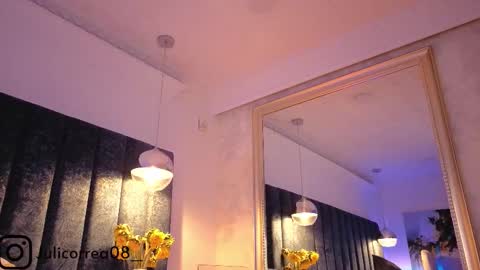 Juli  online show from November 2025 11:45:01 AM