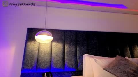 Snapshot of naylapot_ chatting on June 2026 11:44:02 AM Juli online show from June 2026 11:44:02 AM