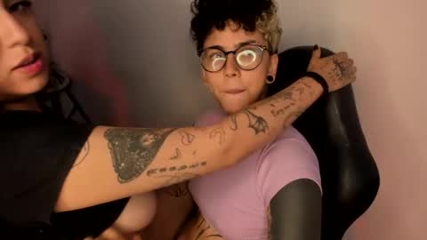 Snapshot of nazzz10 chatting on November 2025 05:15:02 PM nazzz10 online show from November 2025 05:15:02 PM