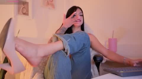 Hellen online show from February 2026 10:02:02 PM