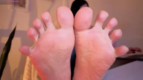 Hellen online show from March 2026 09:55:01 PM